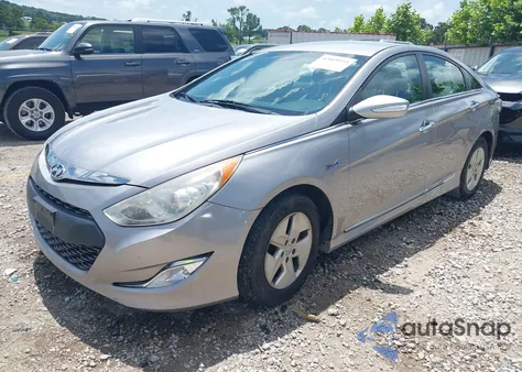 2011 Hyundai Sonata Hybrid from USA, damaged, VIN KMHEC4A48BA006255